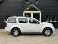 Nissan Pathfinder 4.0 V6 LE Premium IT 7P/4X4/Aut/Airco/Audio Weiß - thumbnail 2