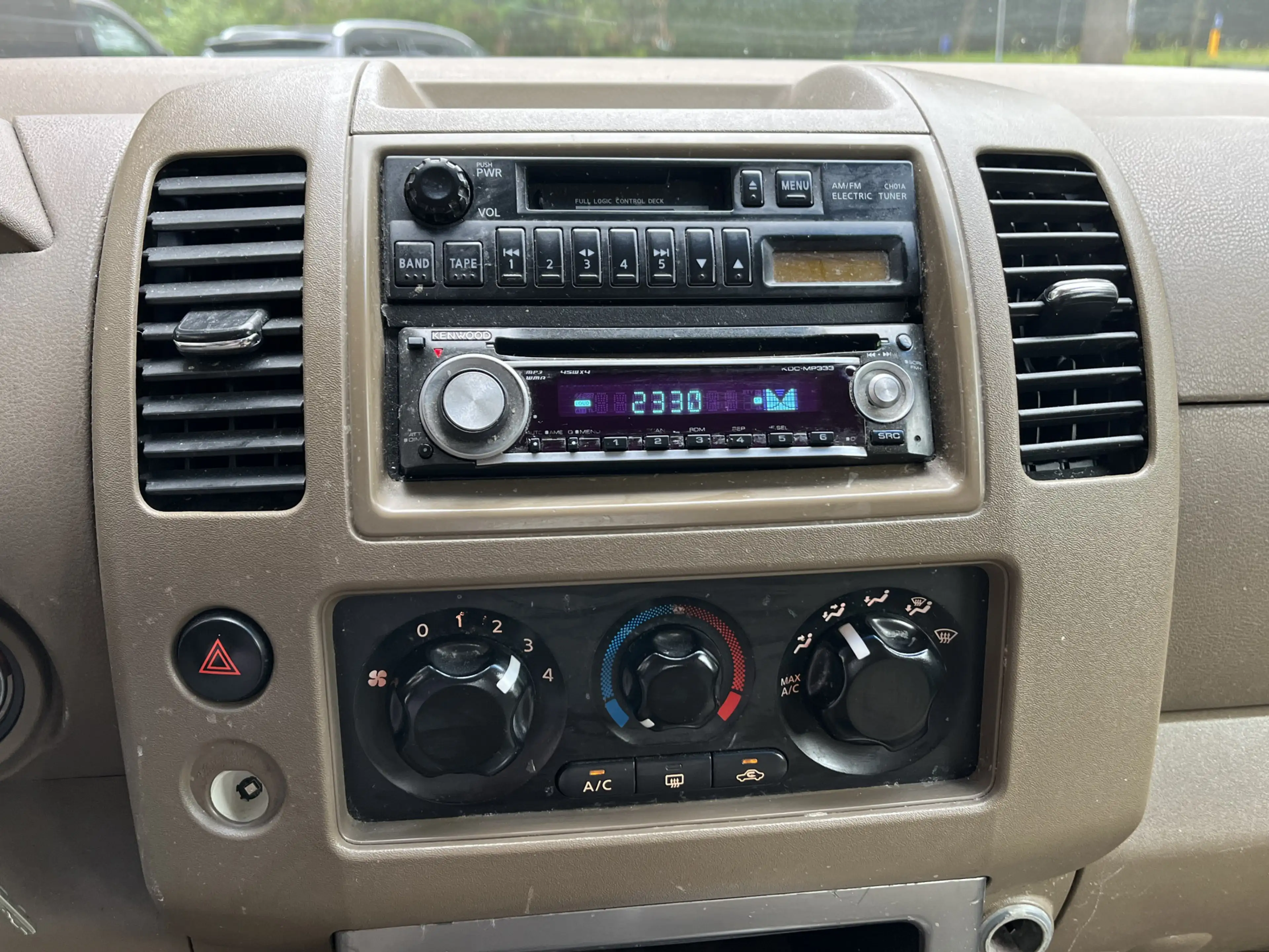 Nissan Pathfinder 4.0 V6 LE Premium IT 7P/4X4/Aut/Airco/Audio — photo 6