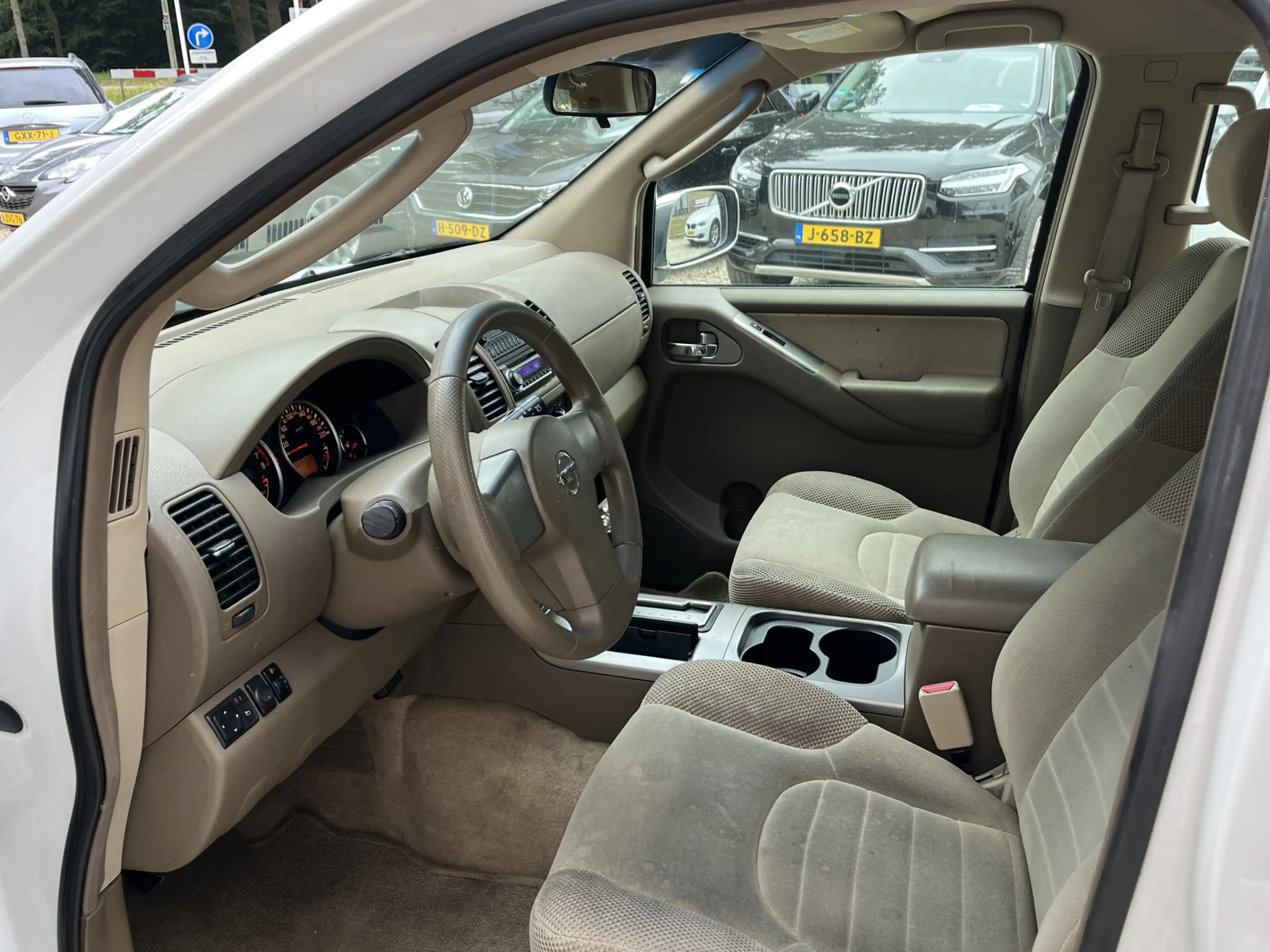 Nissan Pathfinder 4.0 V6 LE Premium IT 7P/4X4/Aut/Airco/Audio — photo 5