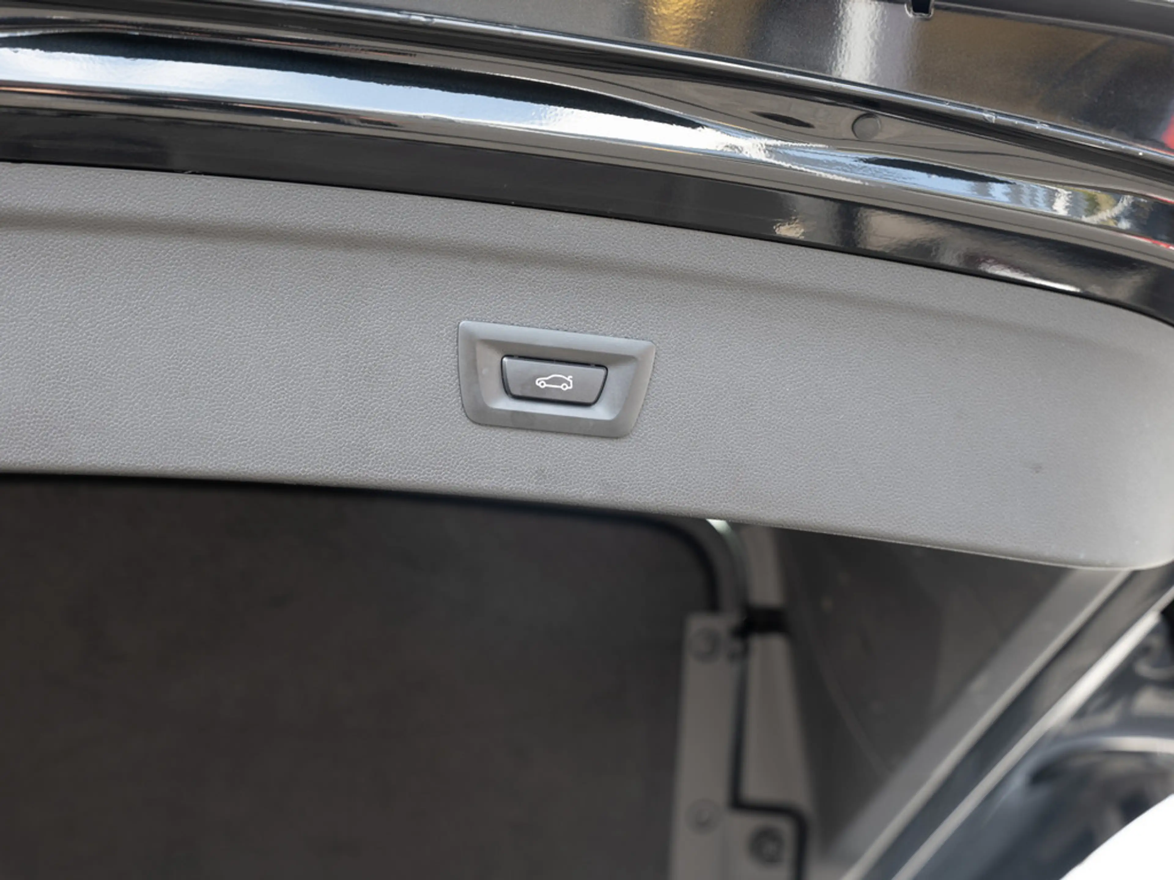 BMW iX xDrive40 HUD 360° LED ACC NAVI KAMERA SHZ — photo 12