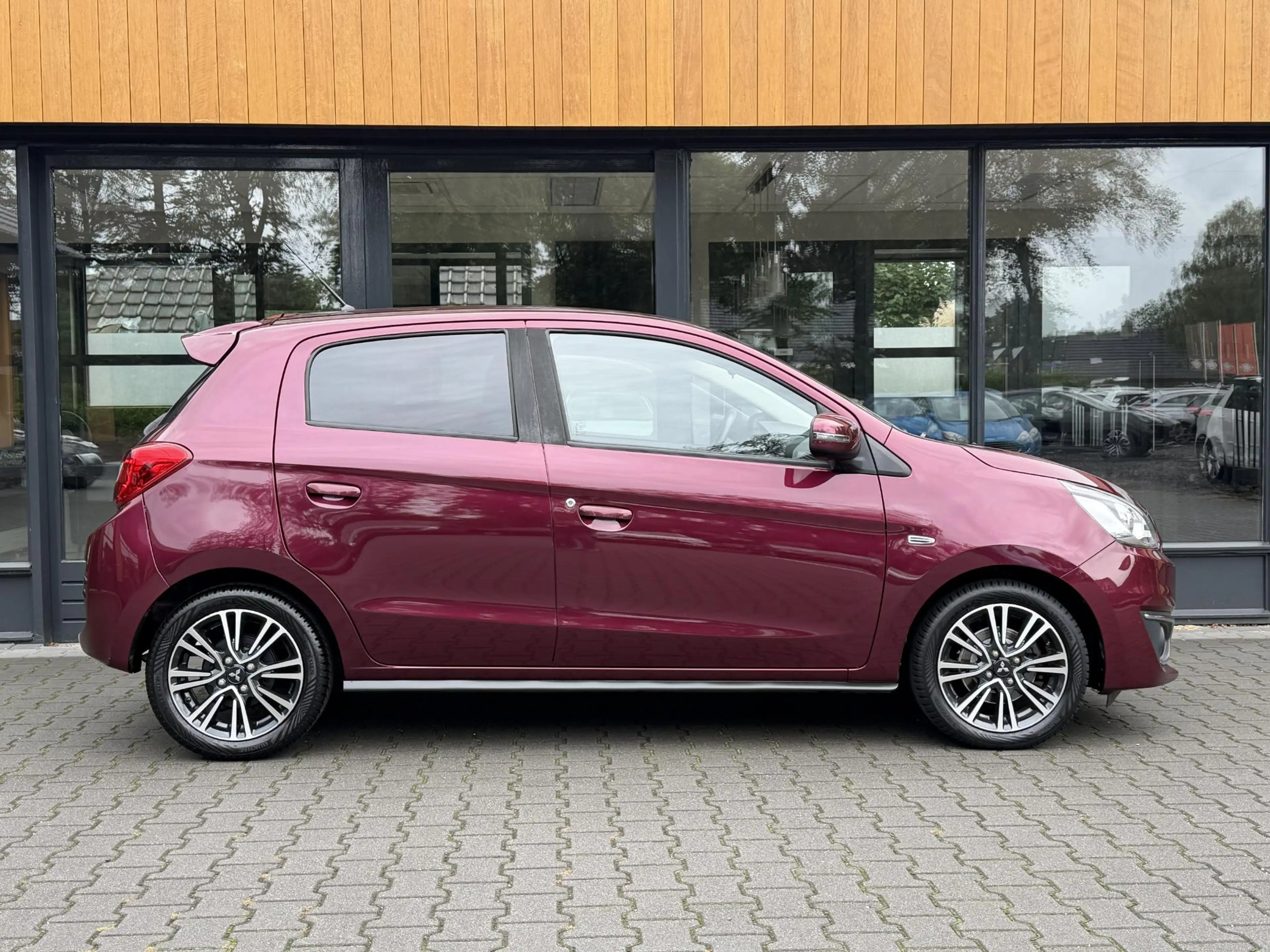 Mitsubishi Space Star 1.2 Instyle Apple Carplay, Cruise, PDC, Garantie — photo 10