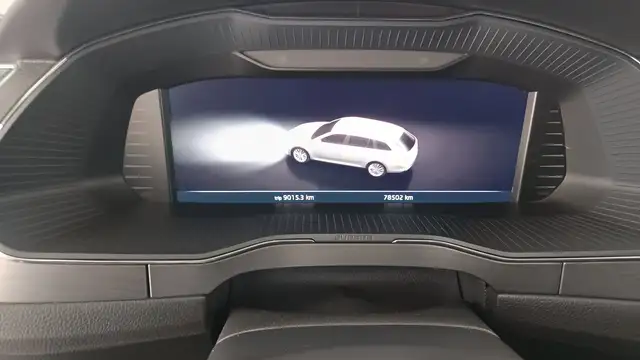 Skoda Superb view 15