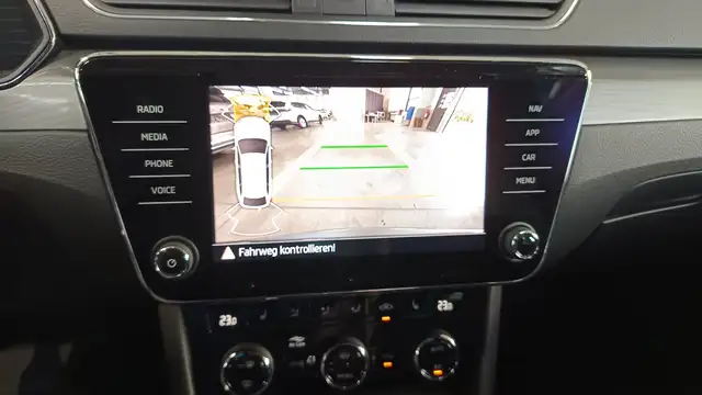 Skoda Superb view 22