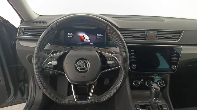 Skoda Superb view 14