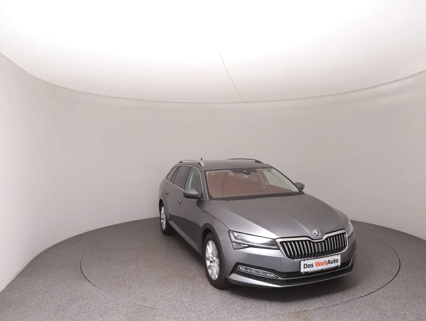 Skoda Superb Style TDI DSG Grau - 2