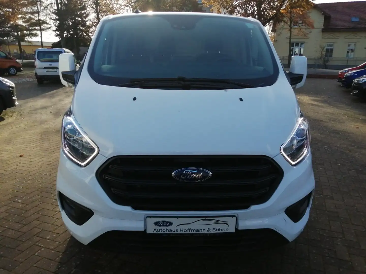 Ford Transit Custom 300 L2H1 LKW VA Trend+AHK+PPS+Winter+TW+Navi+Sitzh White - 2