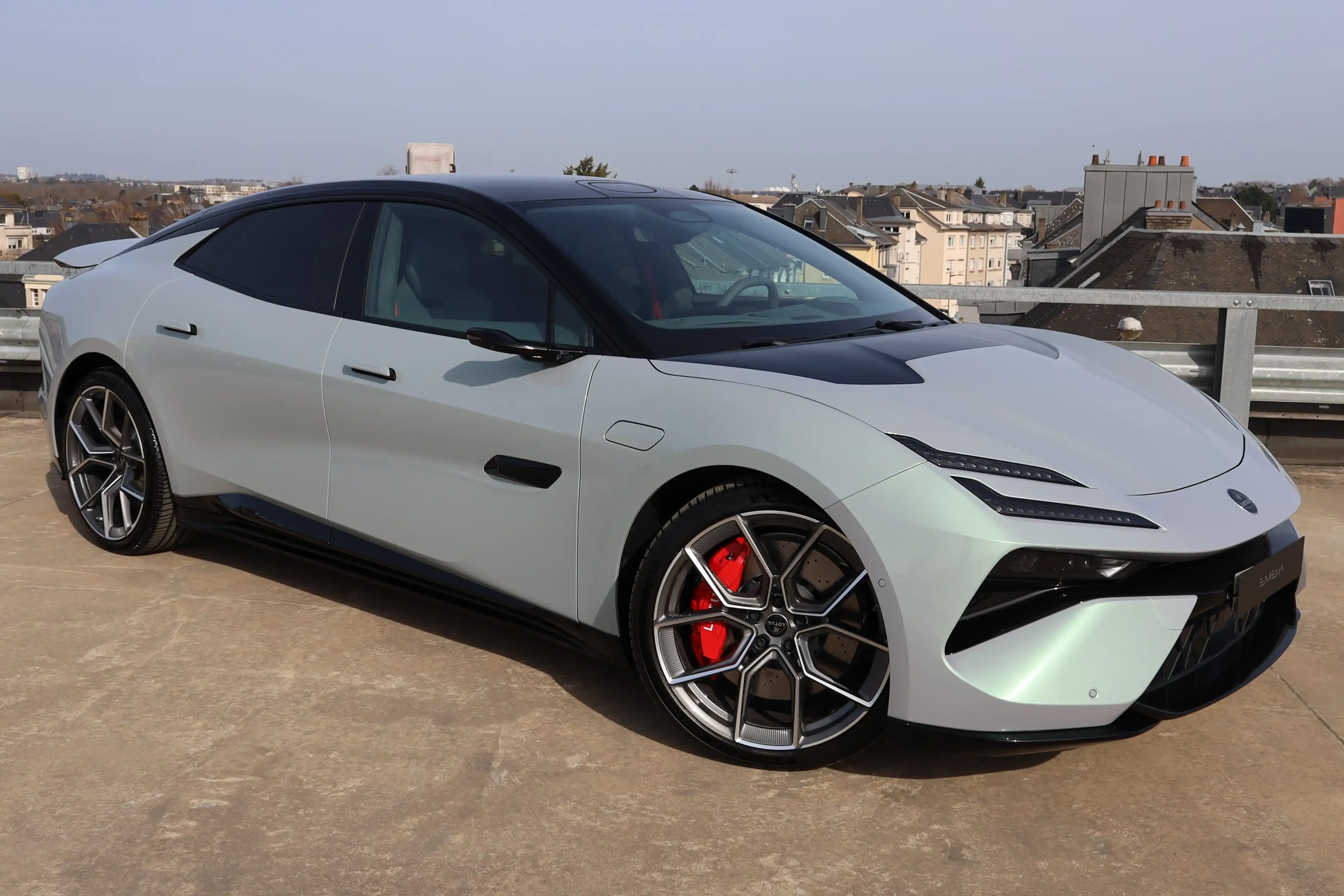 Lotus Emeya S — photo 8