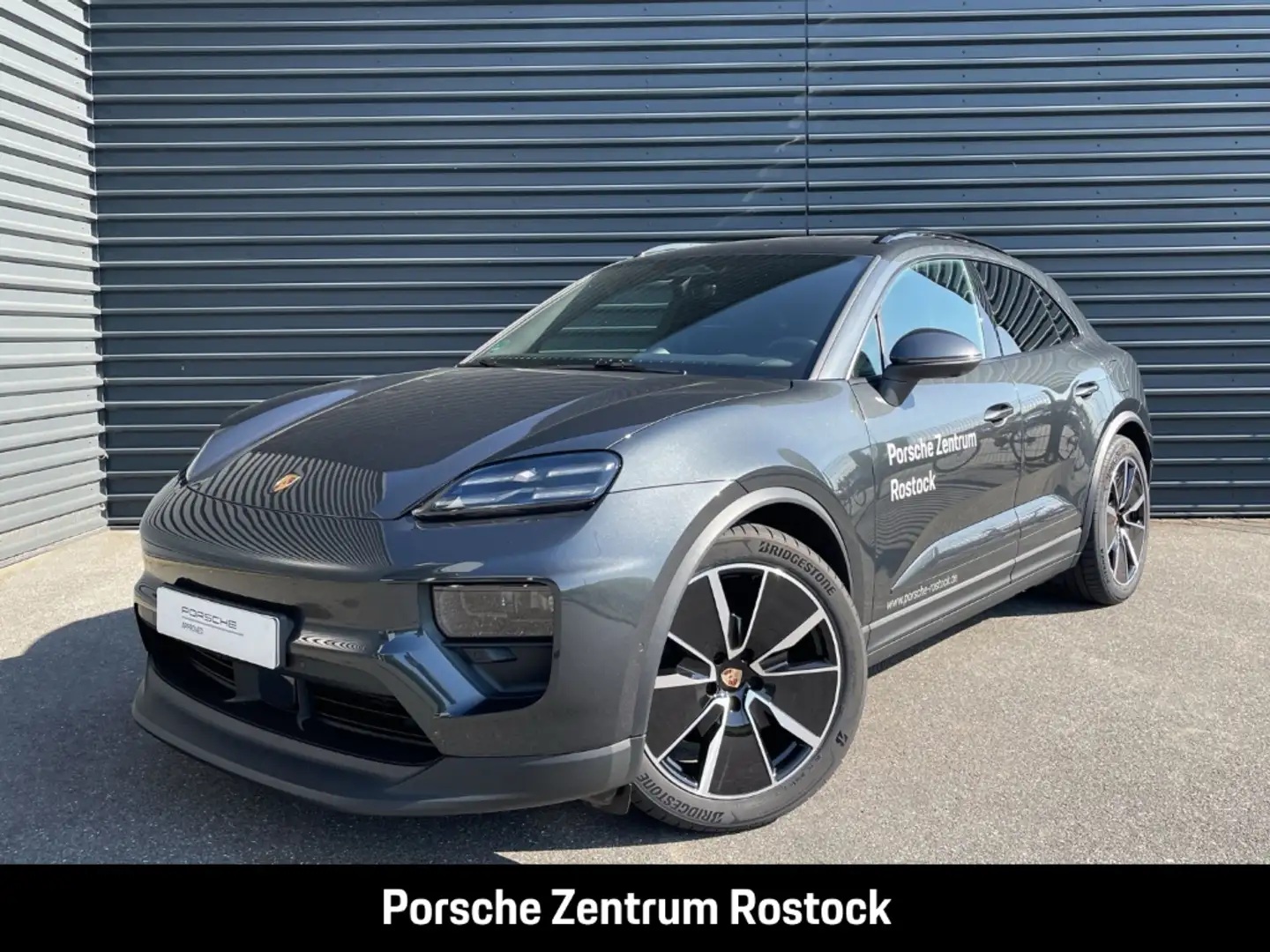 Porsche Macan 4 BOSE Abstandstempomat Surround-View LED Grau - 1