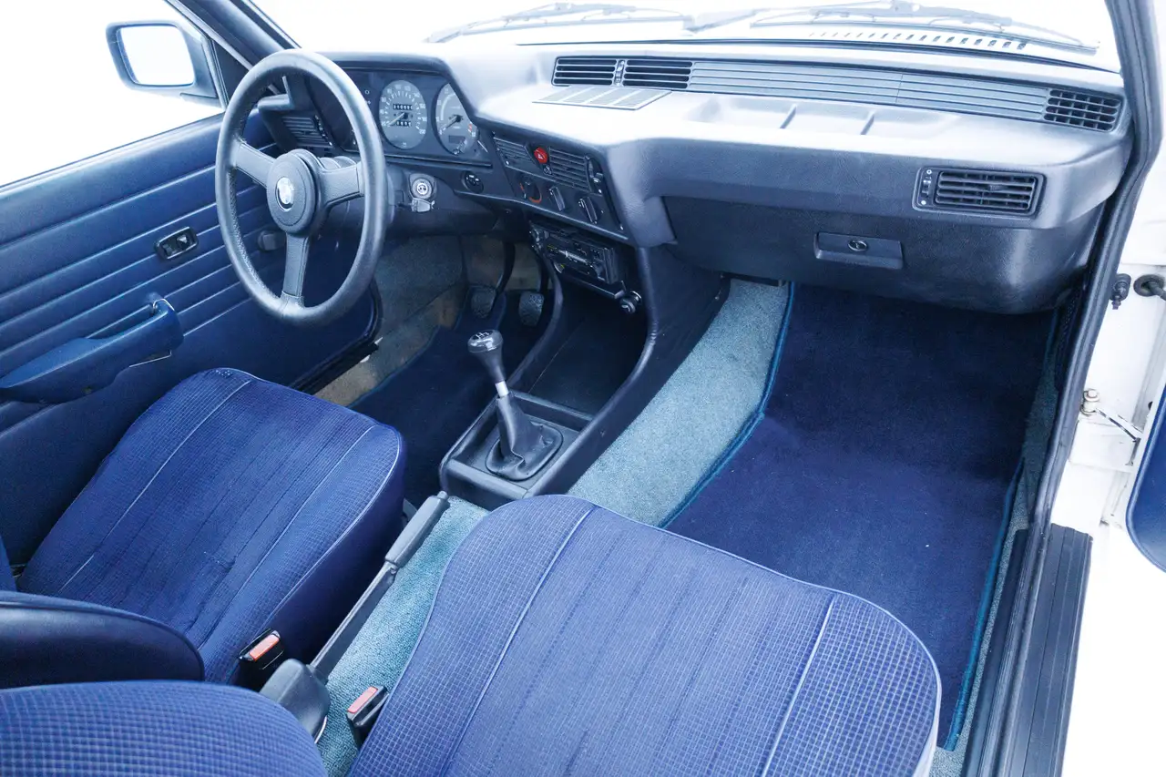 BMW 315 3 Serie Origineel Nederlands, Onderhoudsboekjes in, foto 12