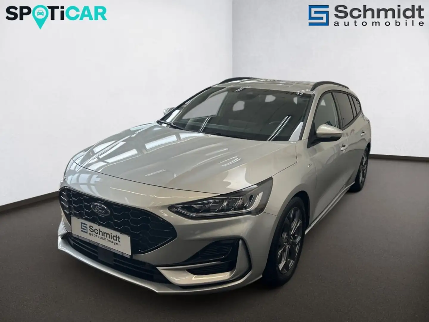 Ford Focus Turnier 1,5 EcoBlue ST-Line Aut. Silber - 1