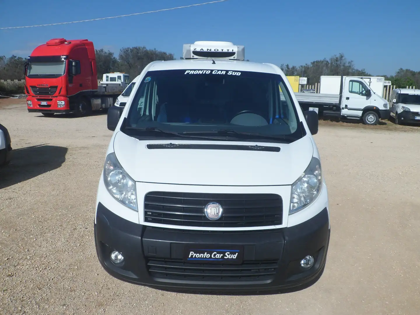 Fiat Scudo furgone frigo coibentato Blanc - 2