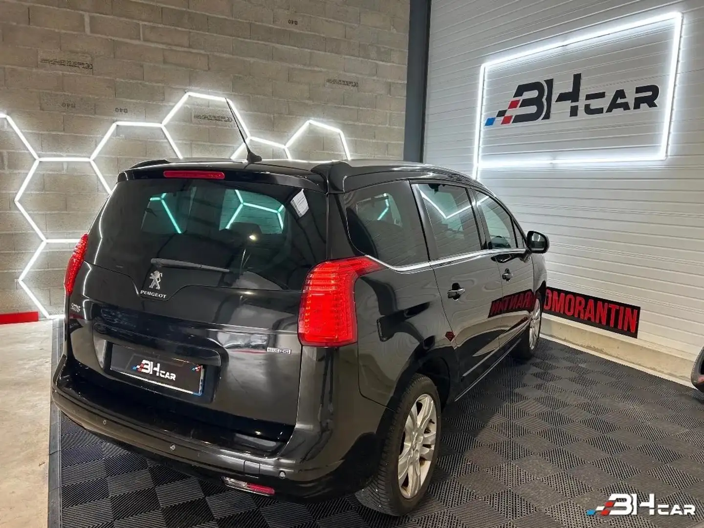 Peugeot 5008 GENERATION-II 1.6 BLUEHDI 120 ALLURE BUSINESS - 2
