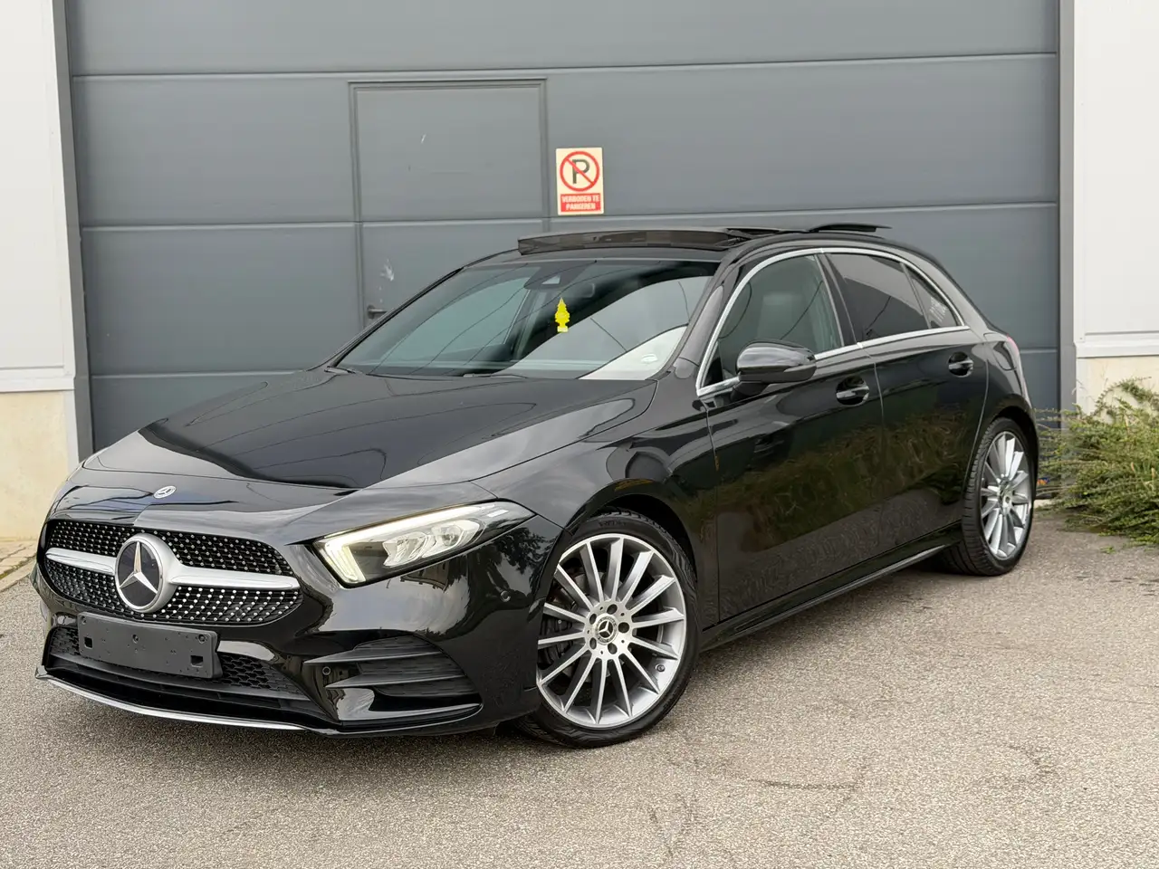 Mercedes-Benz A 200