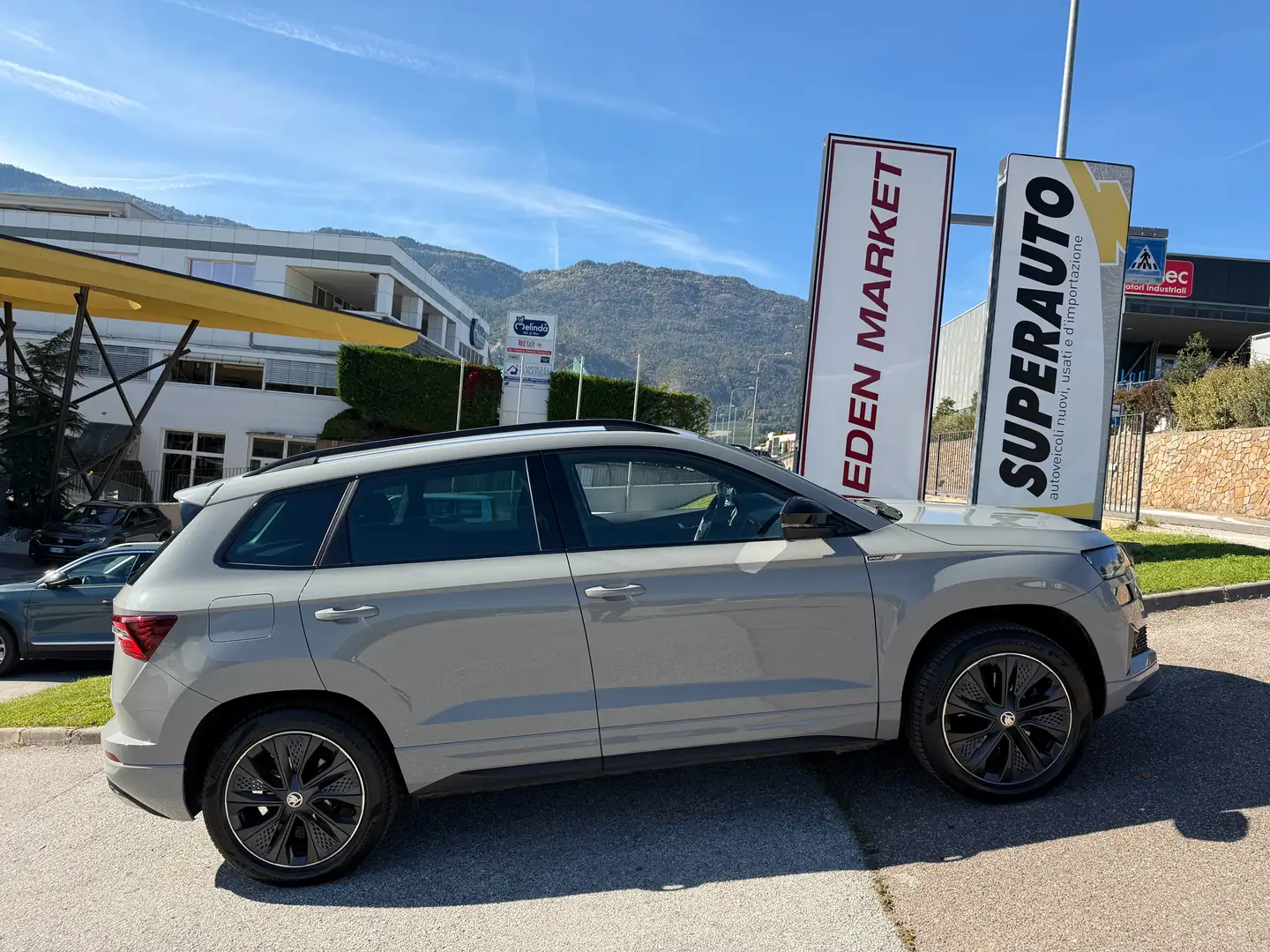 Skoda Karoq Karoq 2022 2.0 tdi evo Sportline 4x4 150cv dsg Grigio - 1