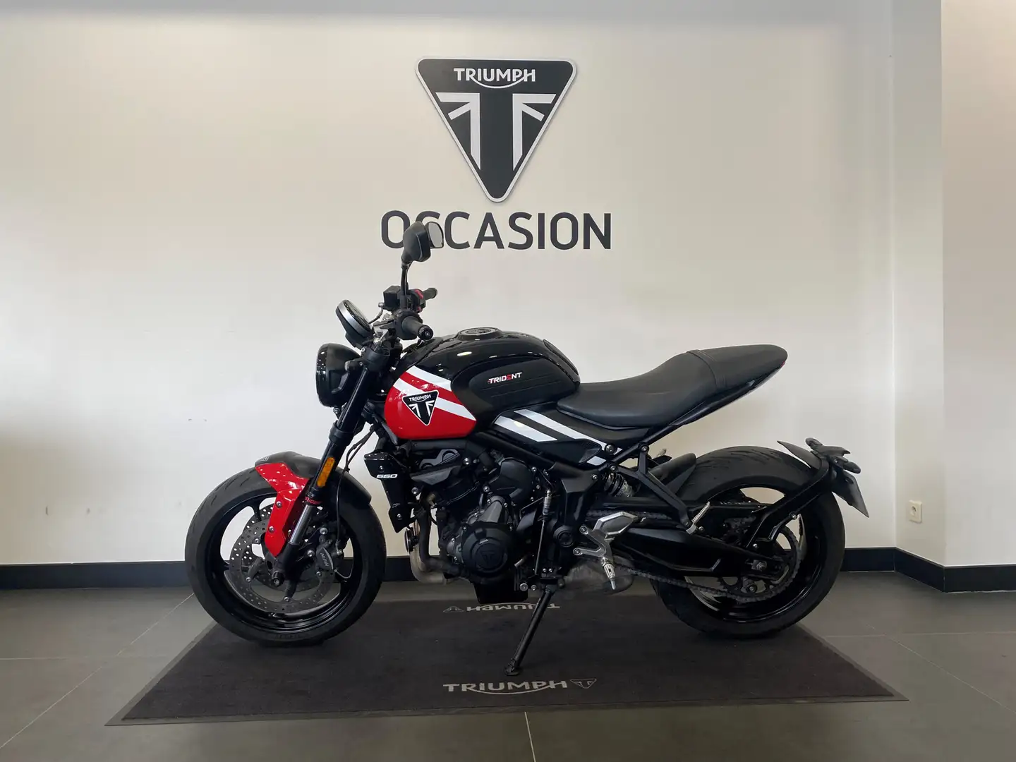 Triumph Trident 660 Rouge - 1