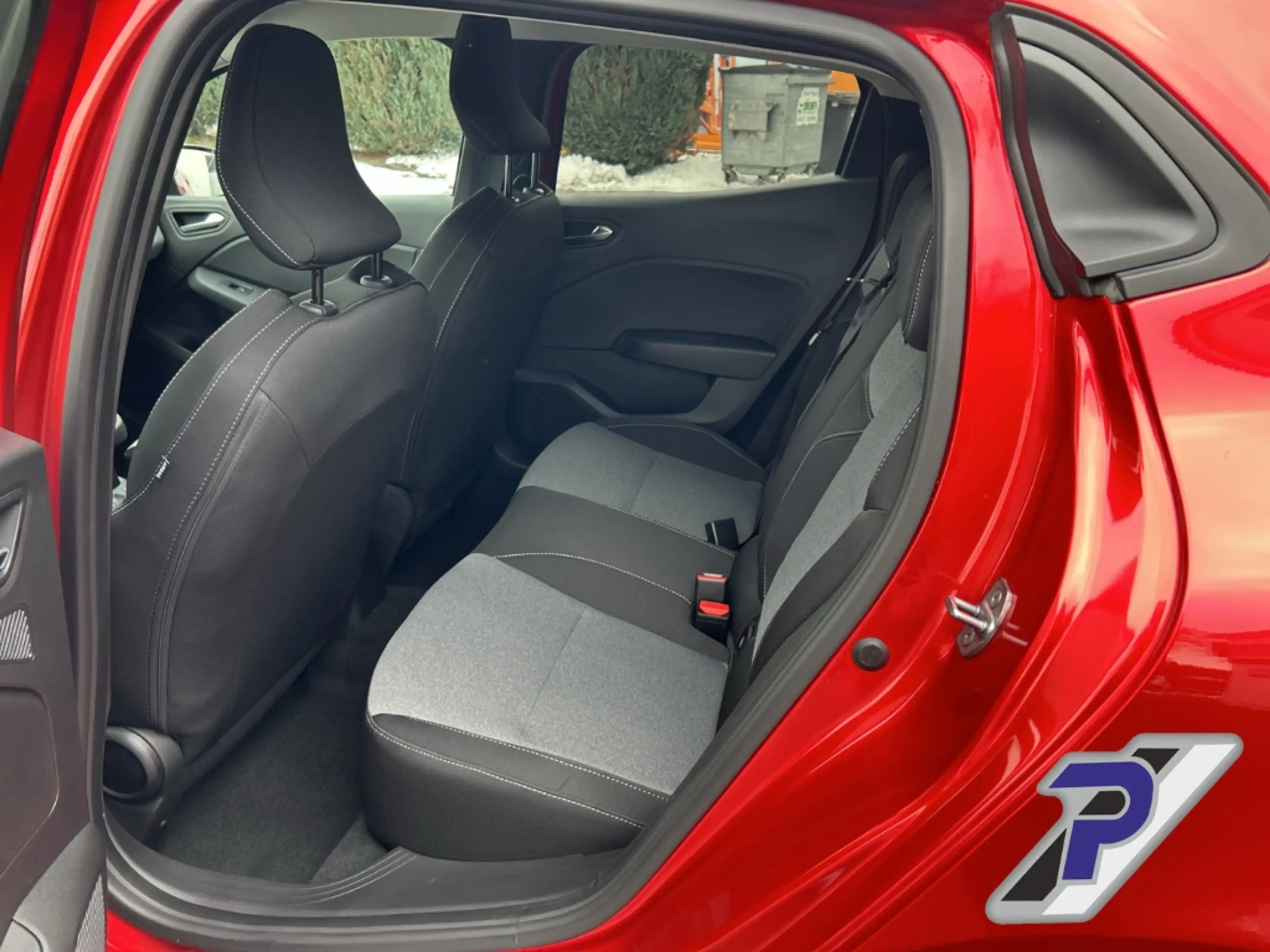 Mitsubishi Colt Plus AHK schwenkbar Navi Digitales Cockpit LED App — photo 13