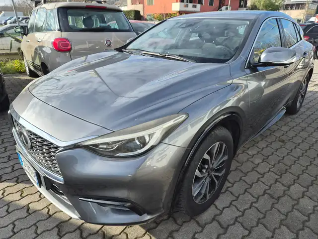 Infiniti Q30 1.5 Diesel Business