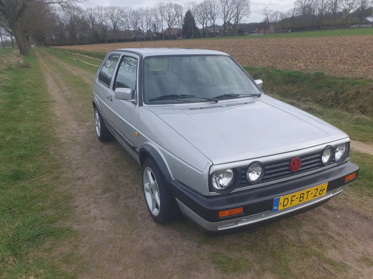 Volkswagen Golf 1.3 Inj., foto 2