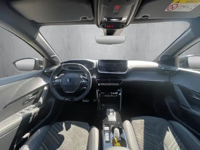 Peugeot 208 view 12