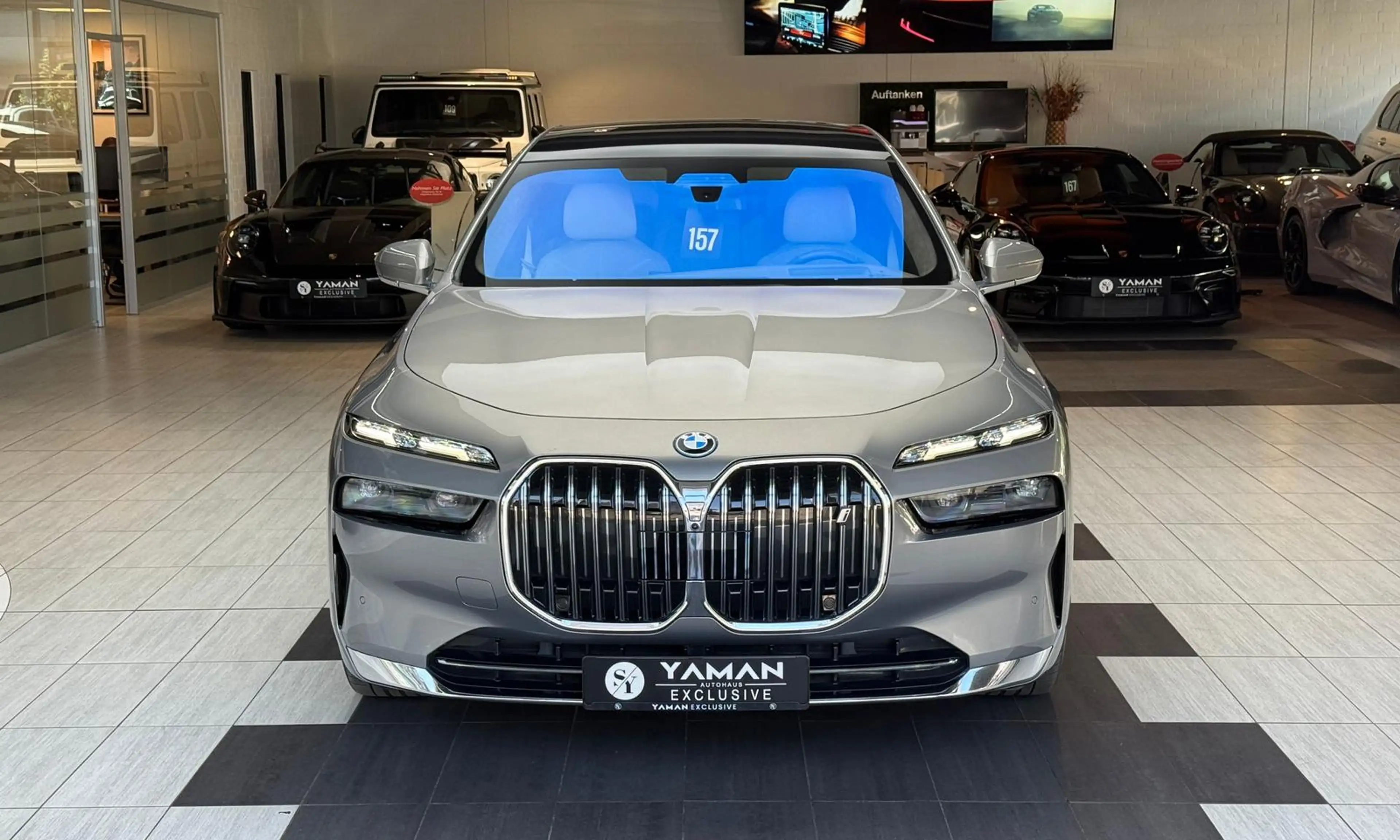 BMW i7 xDrive 60 PanoSKY*Aut-Türen*TheatreScreen*B&W — photo 3