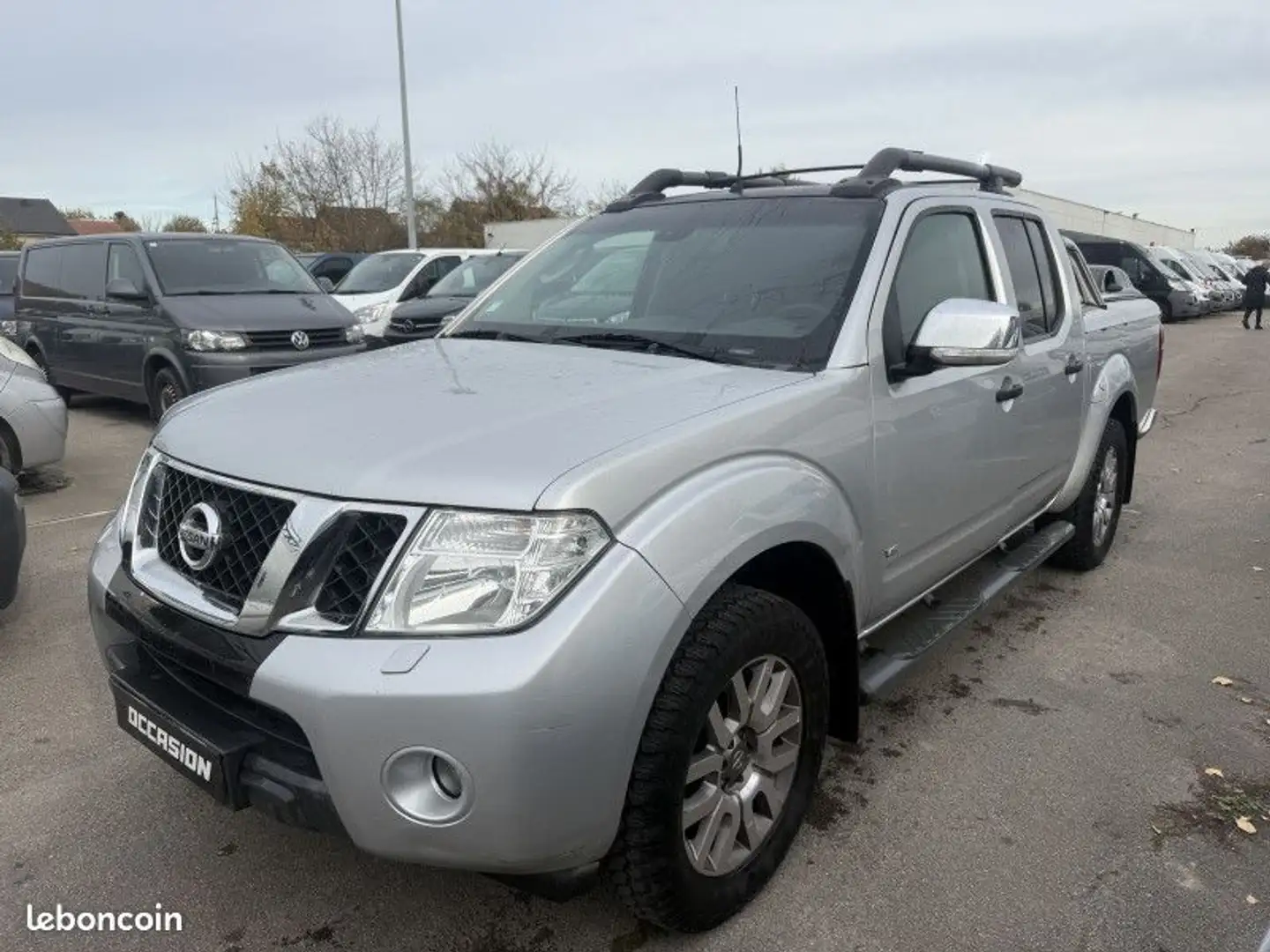 Nissan Navara 3.0 V6 DCI 231CH DOUBLE-CAB LE BVA Grijs - 1