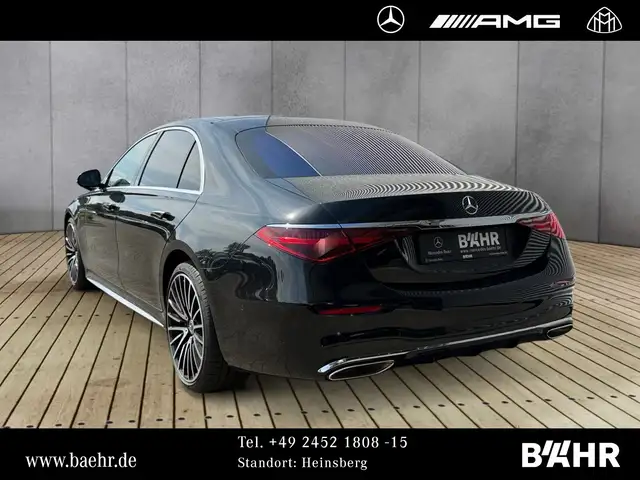 Mercedes-Benz S Class view 3