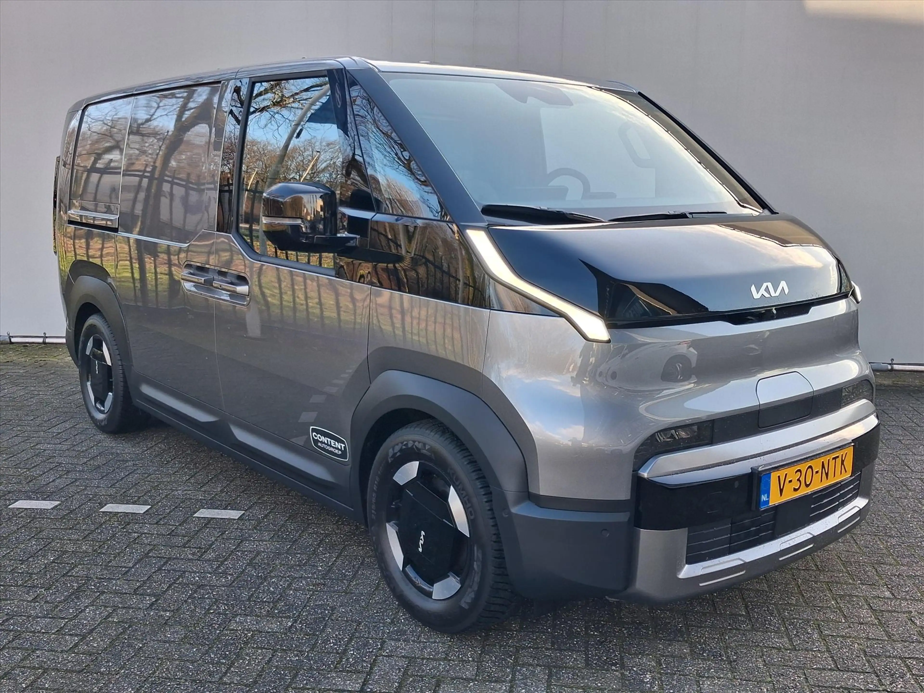 Kia PV5 Cargo GB 71,2 kWh 163pk L2H1 — photo 2