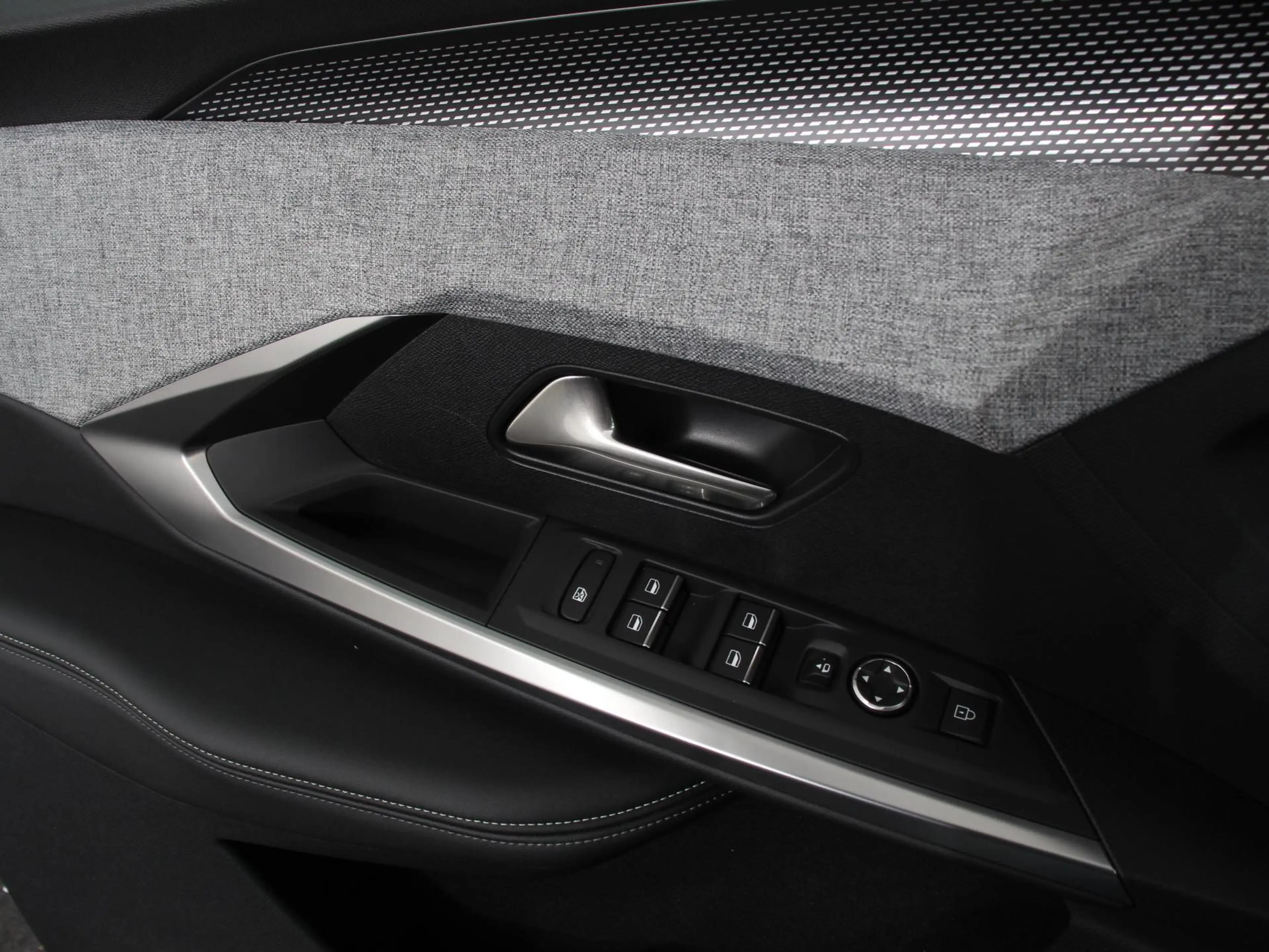 Peugeot 3008 e-3008 210 GT-Line Automaat Climate control Adapti — photo 10