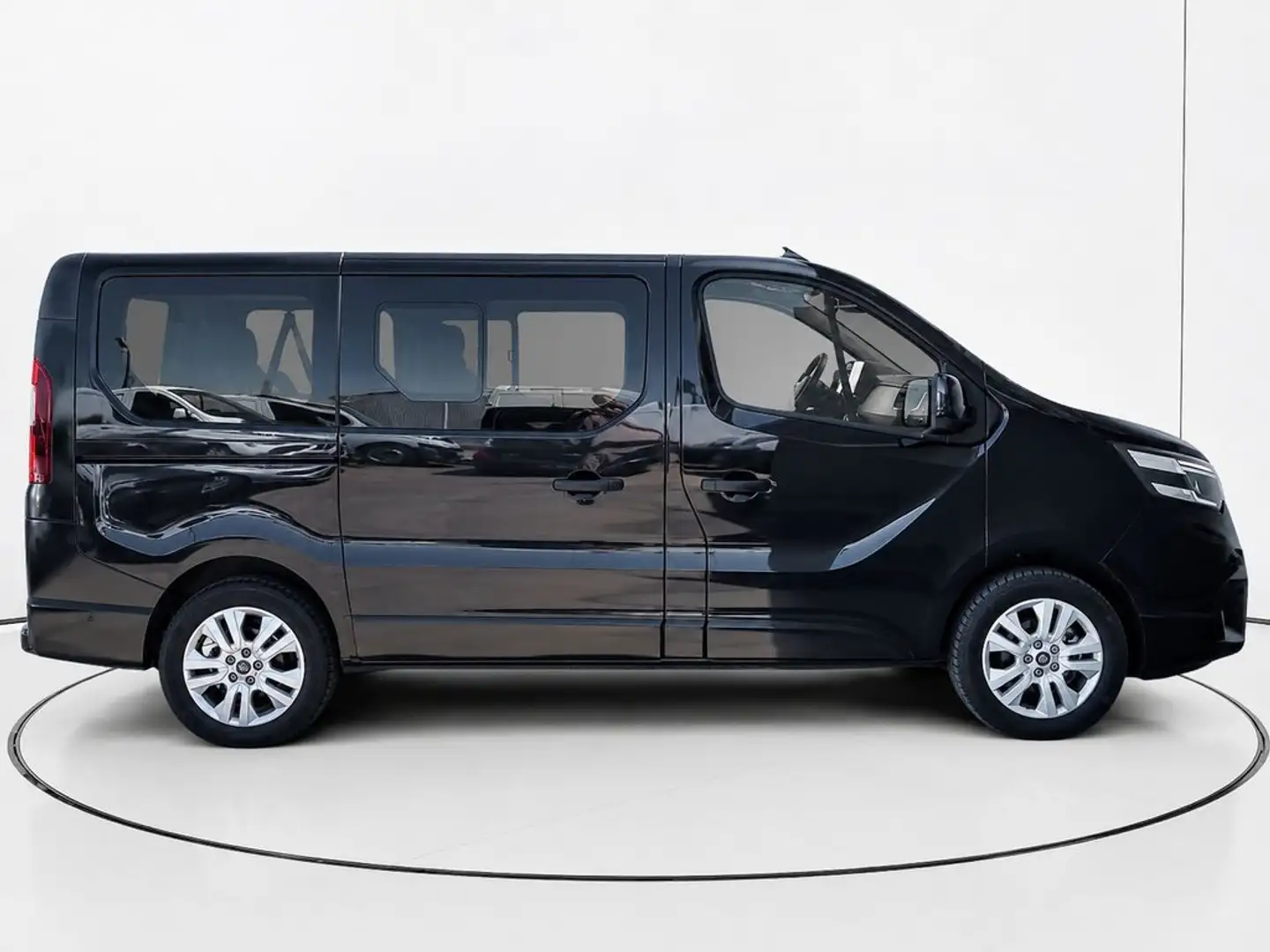 Nissan Primastar Combi 6 2.0dCi S&S L2H1 1T Acenta N1 110 Negro - 2