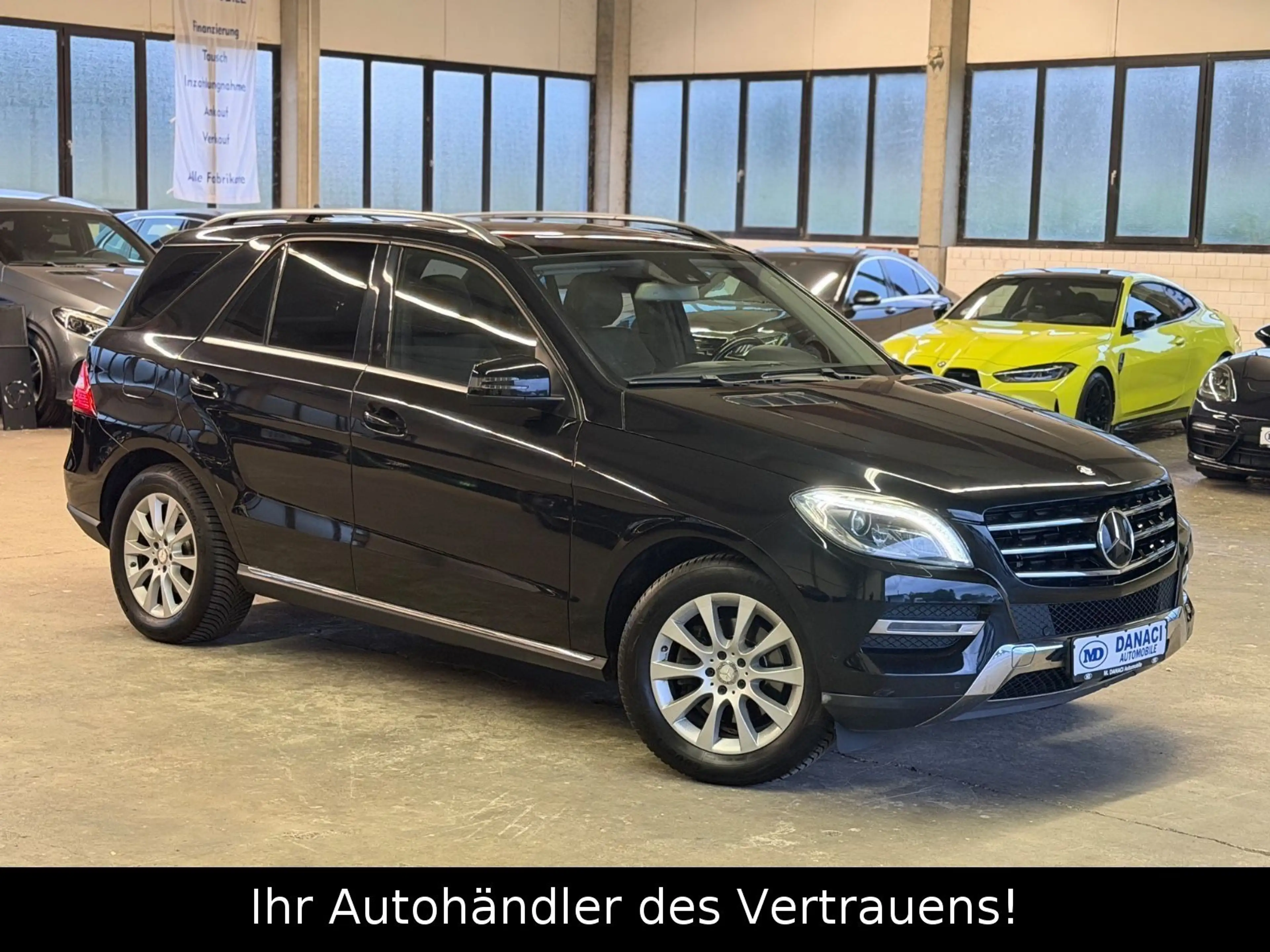 Mercedes-Benz ML 350 CDI BlueTec 4Matic*Pano*DISTRONIC*AHK*NAVI