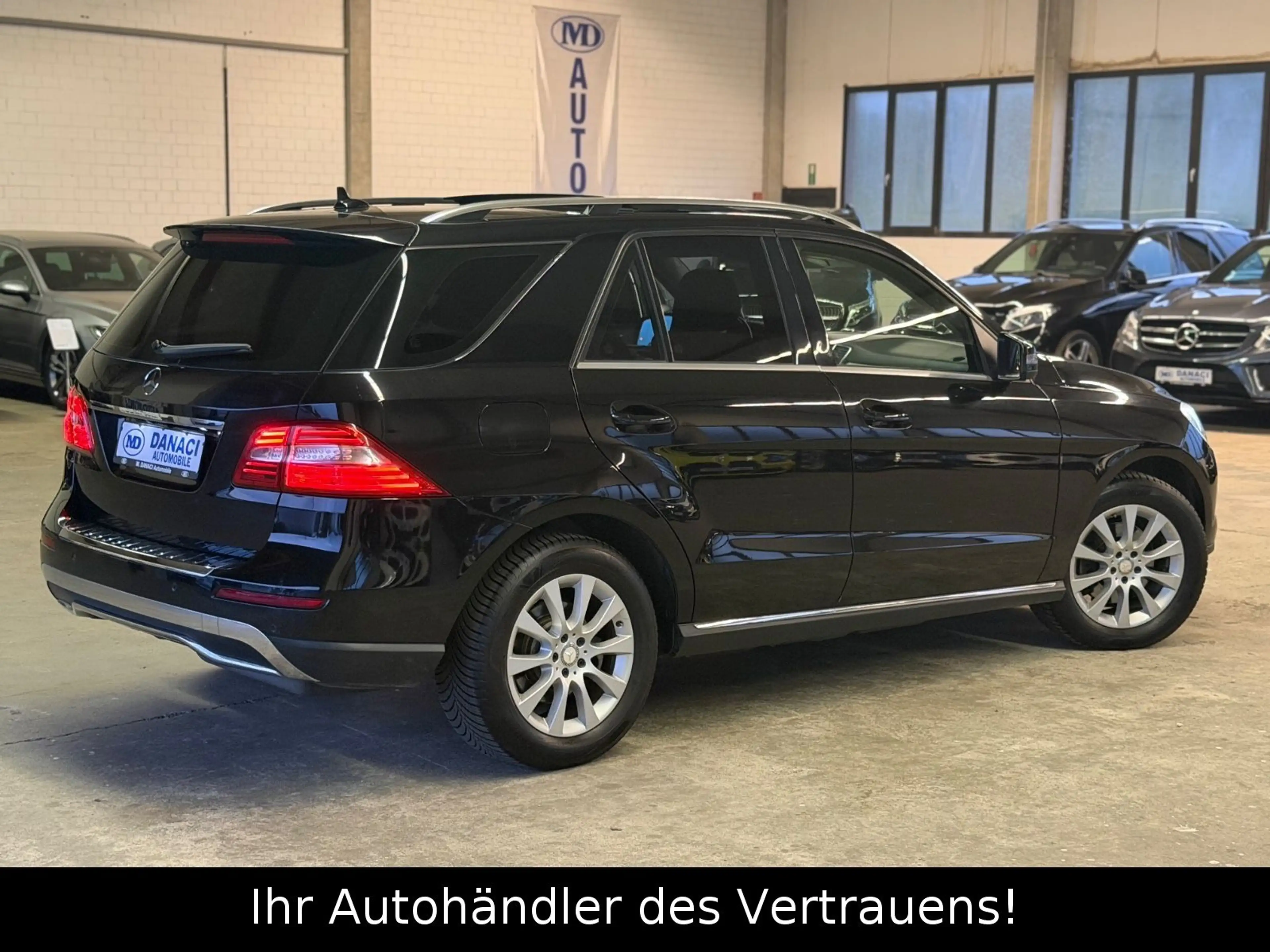Mercedes-Benz ML 350 CDI BlueTec 4Matic*Pano*DISTRONIC*AHK*NAVI — photo 6