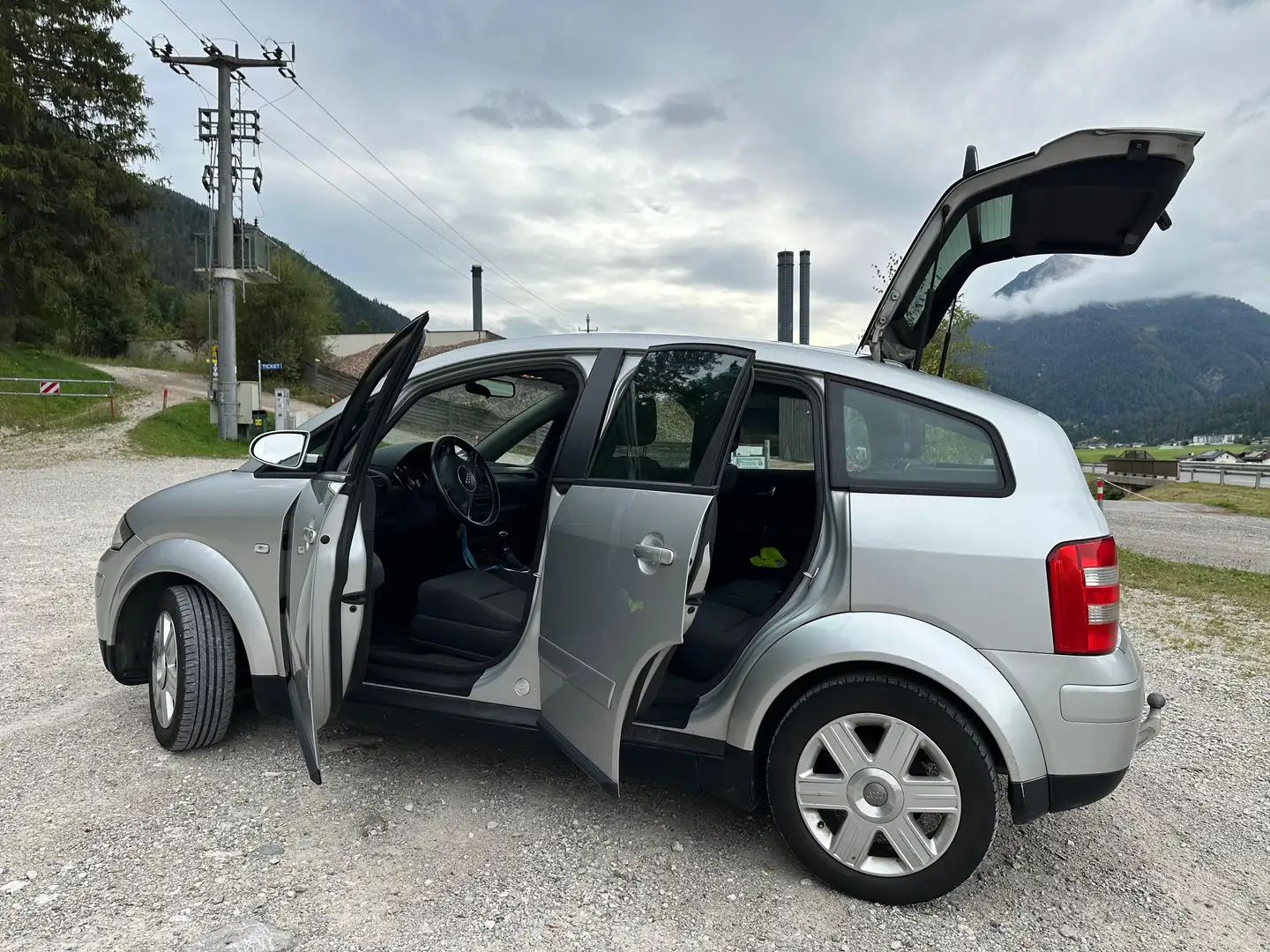 Audi A2 A2 1,4 TDI Silber - 2