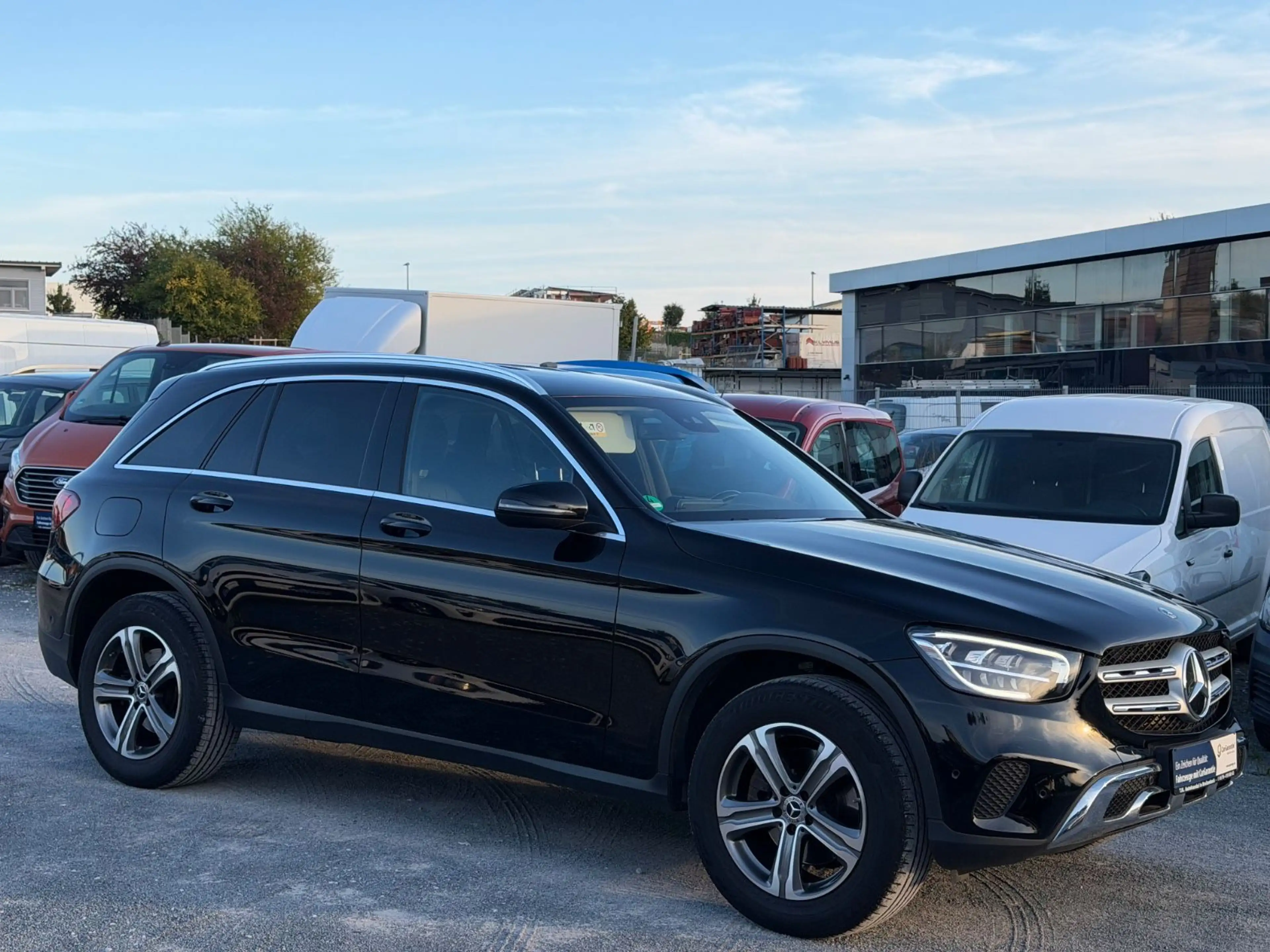 Mercedes-Benz GLC 200 d 4Matic — photo 3