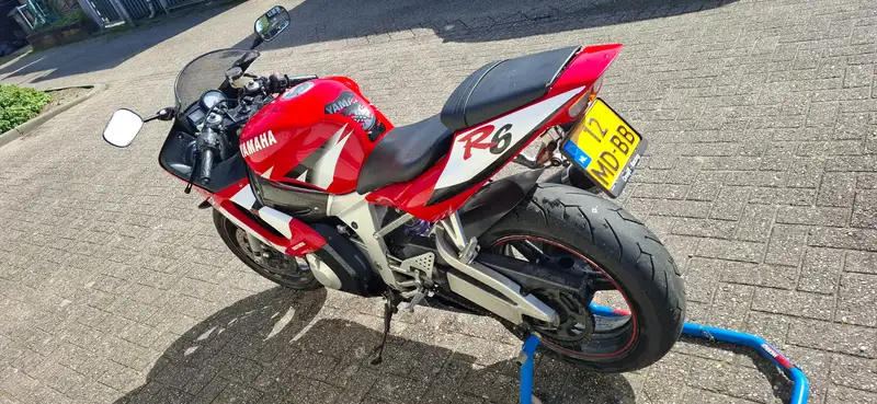 Yamaha YZF-R6 - foto 7