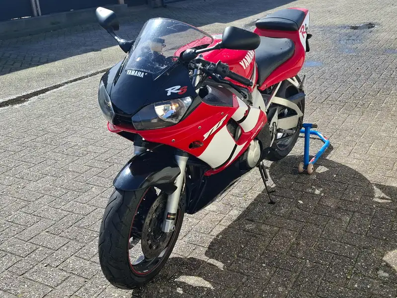 Yamaha YZF-R6 - foto 5