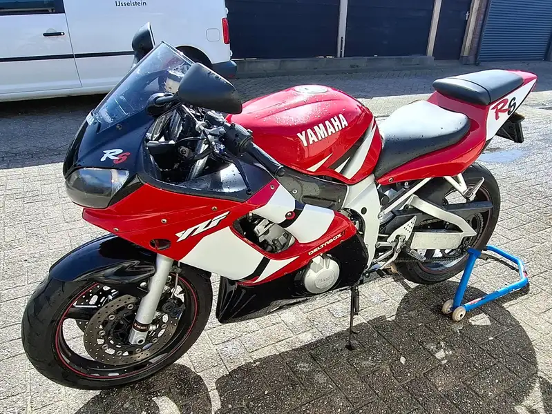 Yamaha YZF-R6 - foto 6