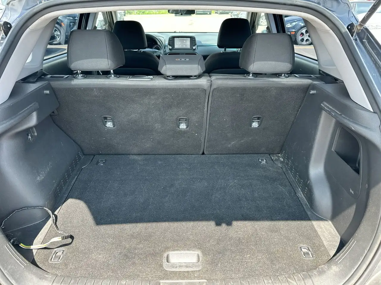 Hyundai KONA снимка Hyundai KONA