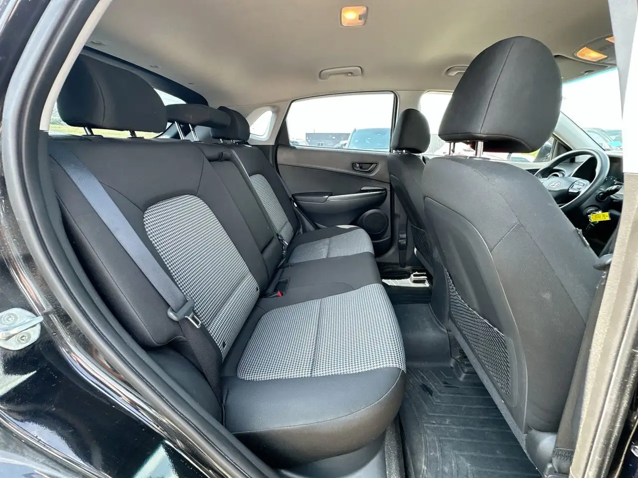 Hyundai KONA снимка Hyundai KONA