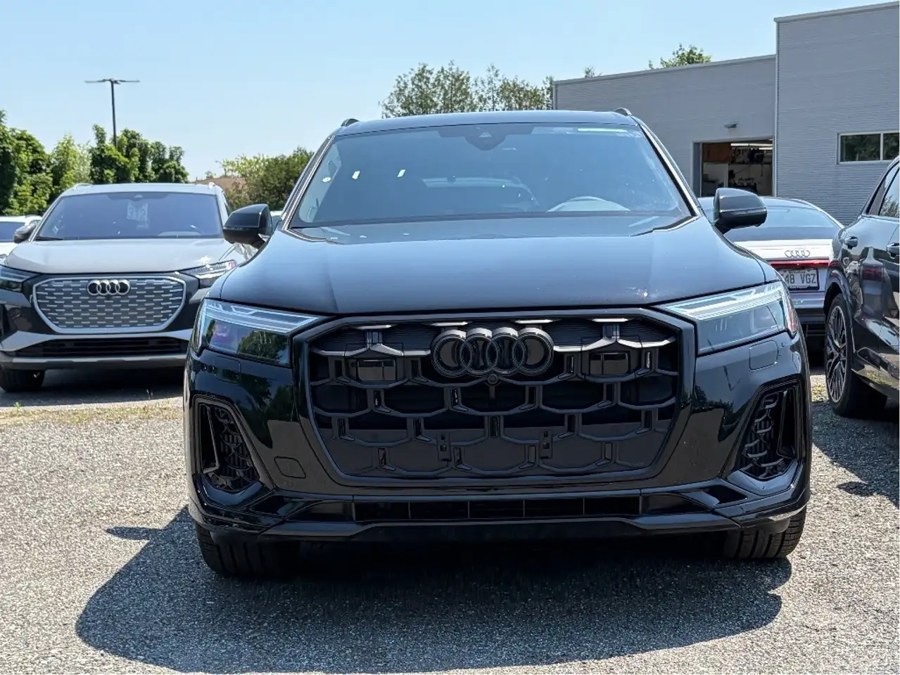 Audi Q7 photo Audi Q7