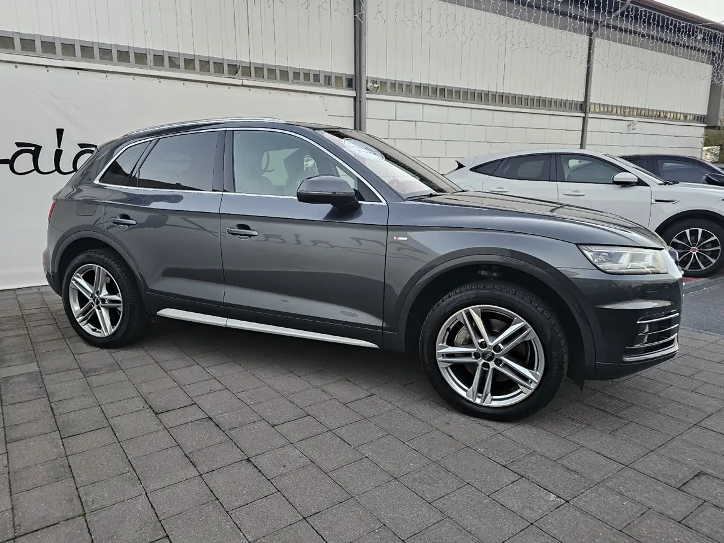 Audi Q5 2.0 TDI S-LINE int/est Quattro 190cv s-tronic Gris - 2