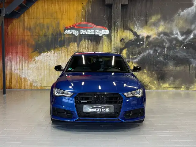 Audi A6 Avant view 2