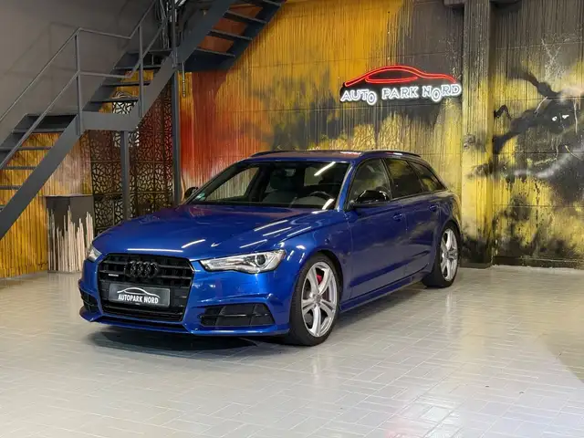 Audi A6 Avant view 3