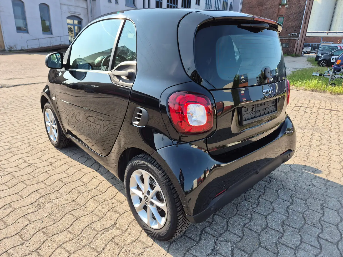 smart forTwo PASSION, SHZ,PANORAMA, PARKTRONIC, Schwarz - 2