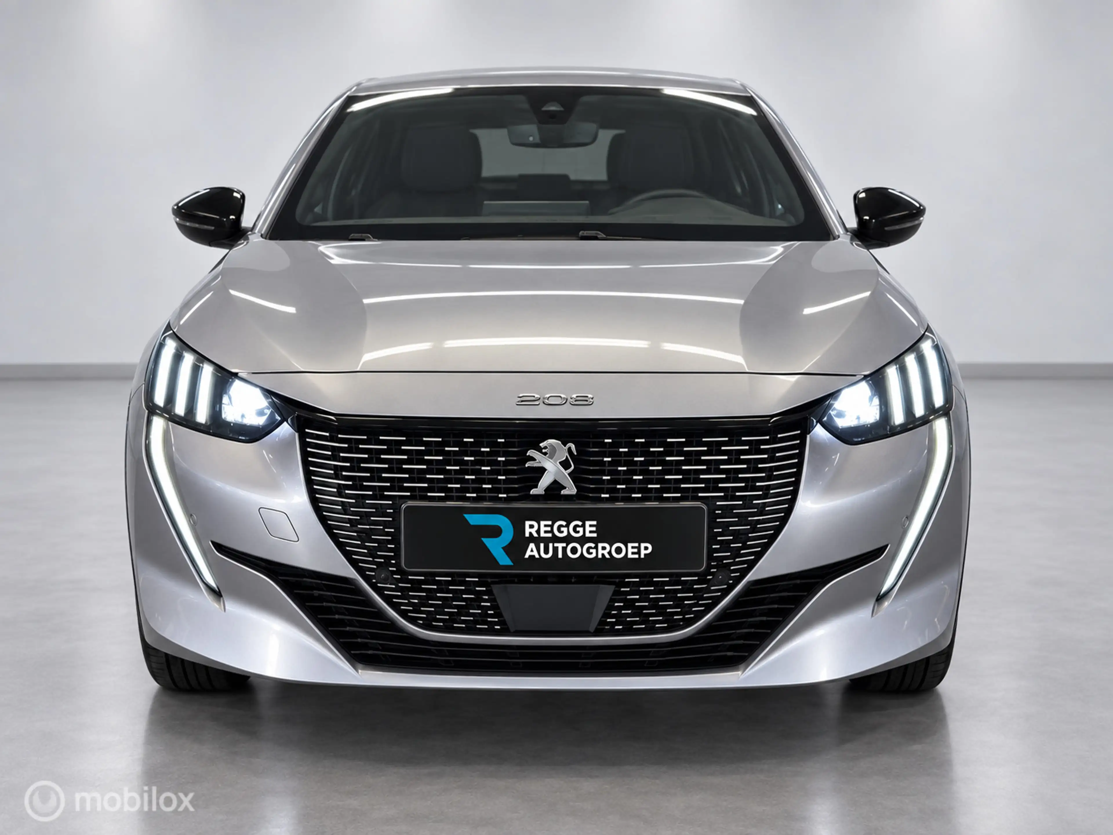 Peugeot e-208 EV GT 350 50 kWh KEYLES | CARPLAY | LED — photo 6