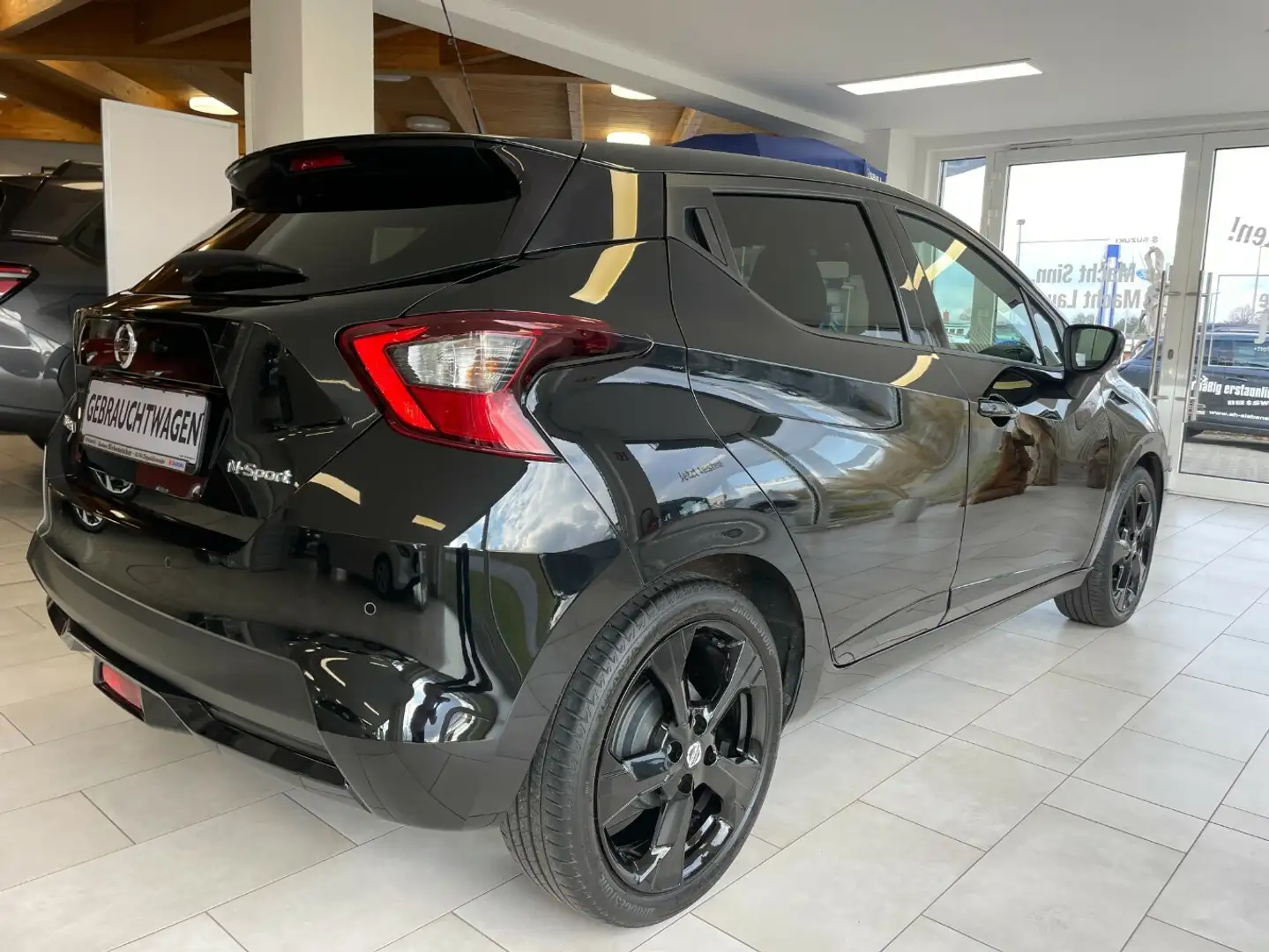 Nissan Micra 1.0IG-T N-Sport*LED*DAB+*PTC*SHZ*Navi Schwarz - 2