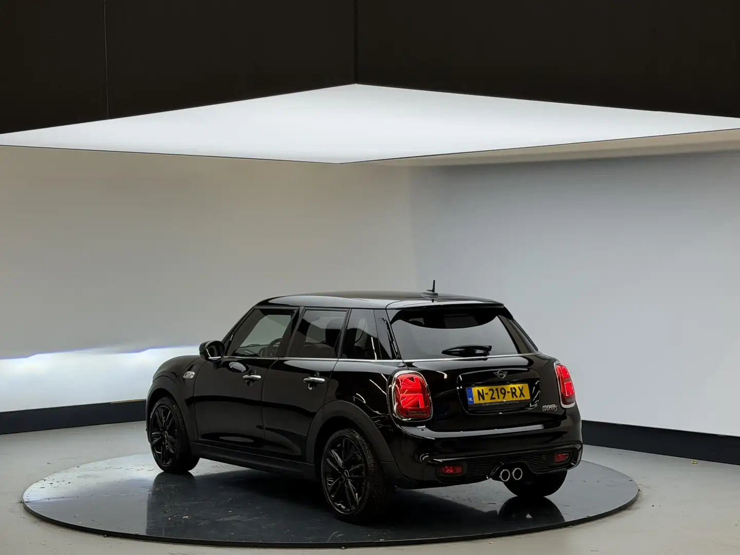 MINI Cooper S Mini 2.0 Chili | Leer | Verw voorstoelen | Sportui Zwart - 2