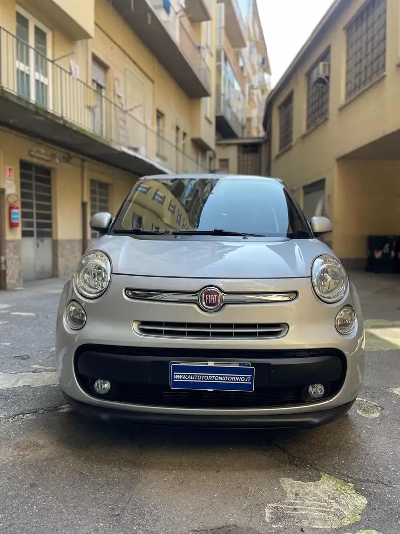 Fiat 500L 1.4 T-Jet 120 CV GPL Lounge Grau - 2