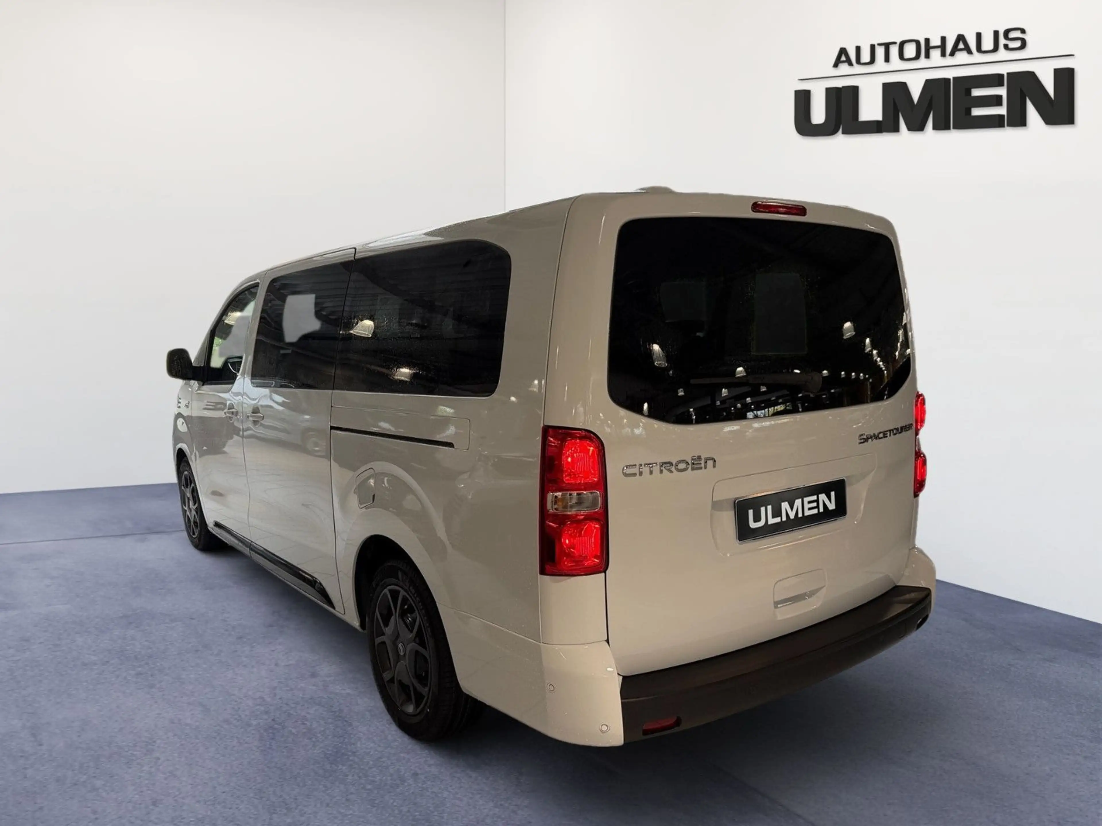 Citroen Spacetourer Plus XL Diesel 180 Automatik — photo 4