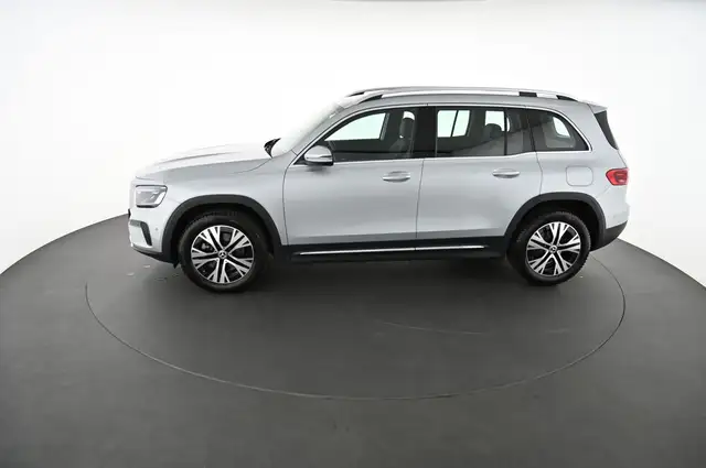 Mercedes-Benz GLB view 5