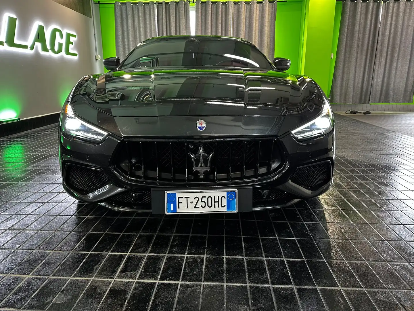 Maserati Ghibli 3.0 V6 bt Gransport Q4 430cv auto my18 Schwarz - 1